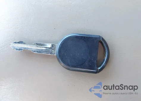 2005 Mazda Tribute S z USA, uszkodzony, nr VIN 4F2YZ04115KM60789